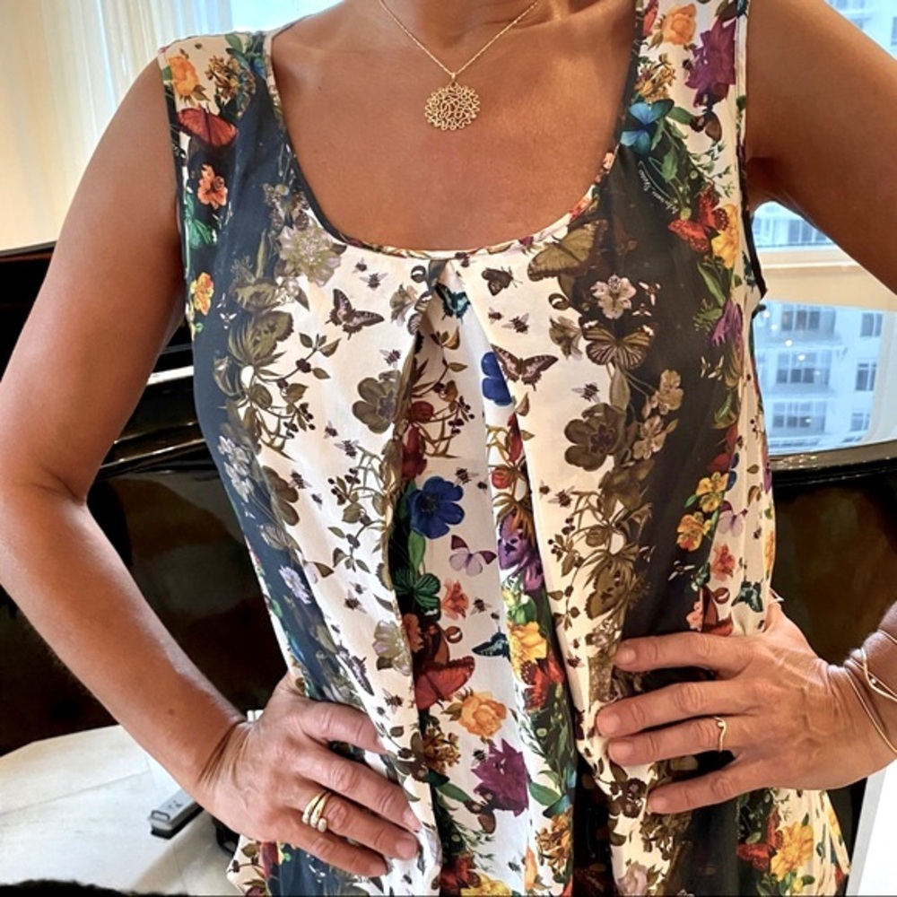 ADRIANA BARRA 🇧🇷 DESIGNER SILK FLORAL TOP